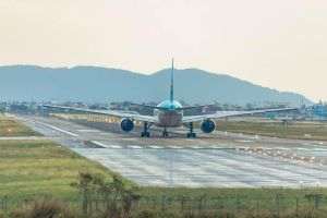 Spaţiul aerian al Israelului, închis; zborurile comerciale către Tel Aviv suspendate